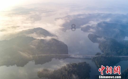 身体很小却很有力，有的人只是块头大这是为什么。是怎么样练成的
